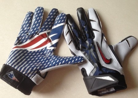 New England Patriots Blue Glove